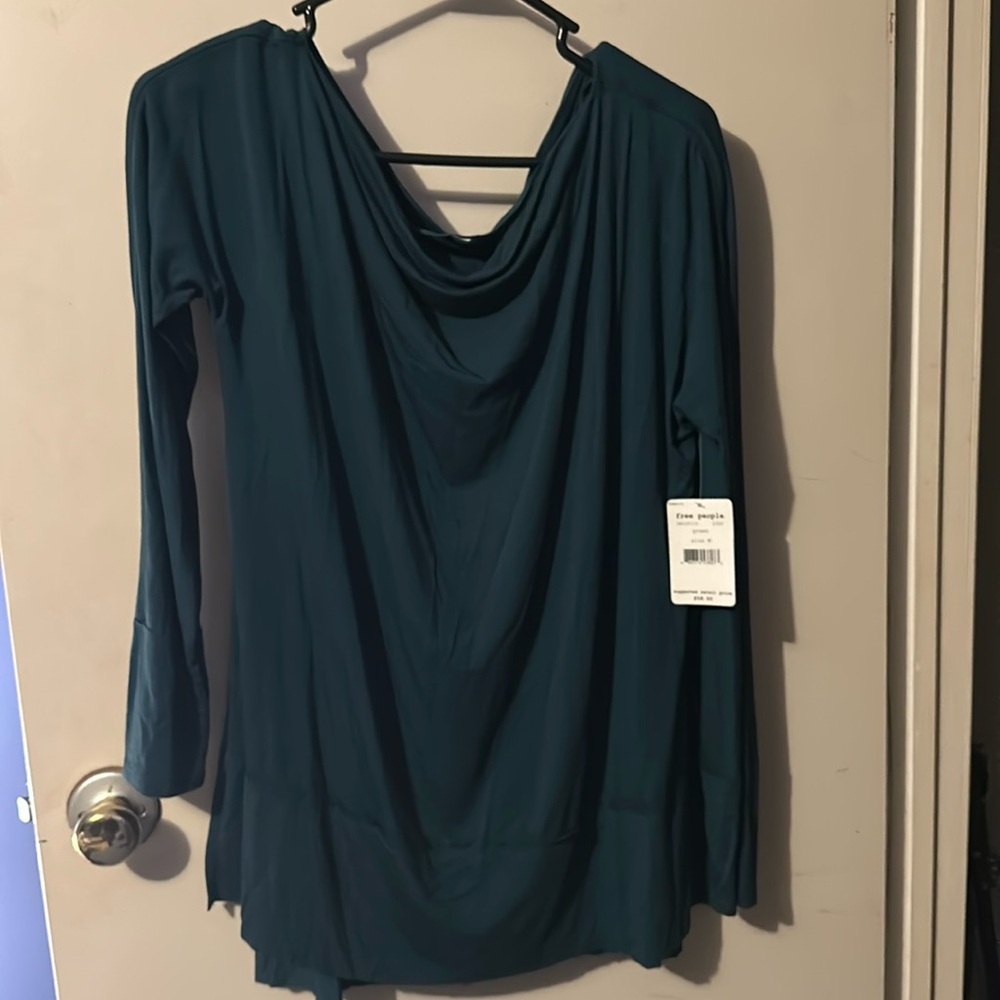 NWT Free People women’s green long sleeve top